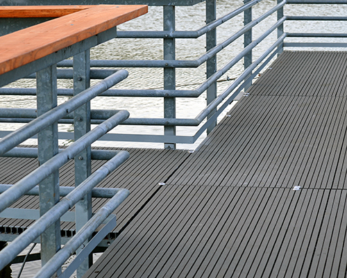 Railroad Park Pultruded Fiberglass Grating on Dock in Lewisville Texas